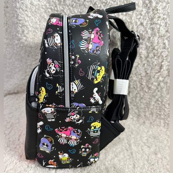 NWT Loungefly Sanrio Hello Kitty And Friends Halloween Mini Backpack - Picture 3 of 7